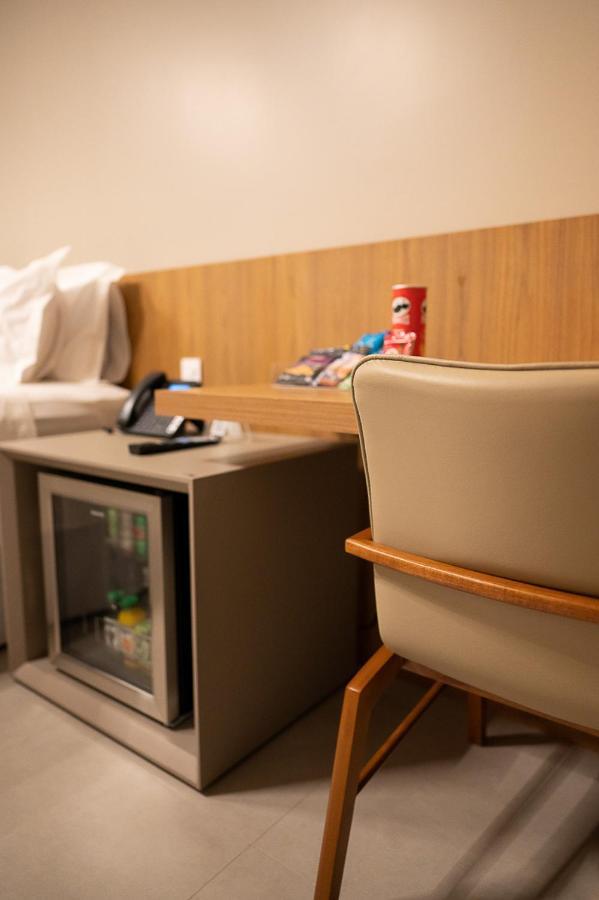 Amazon Aeroporto Hotel Cuiabá Exteriör bild